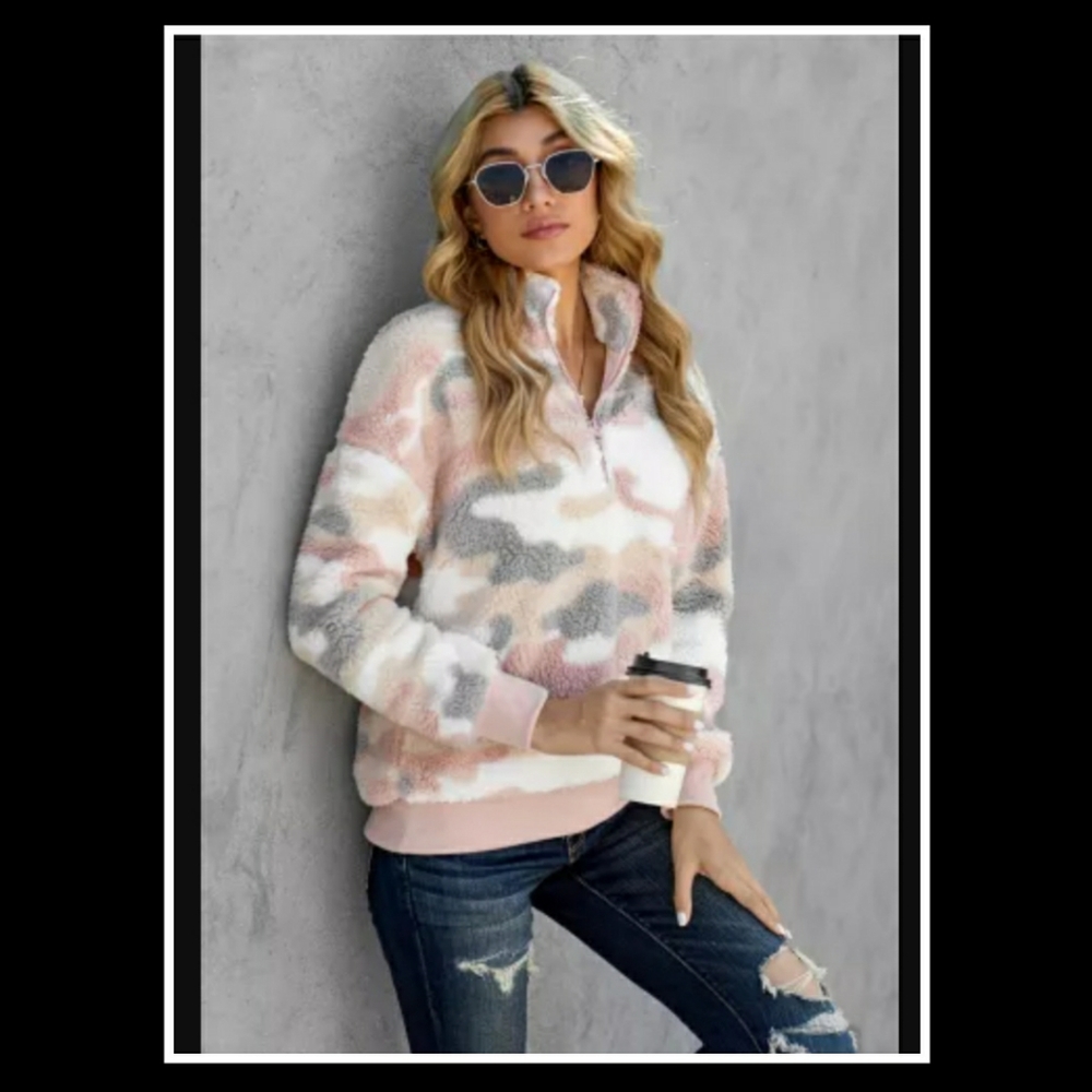 ‼️CLEARANCE PRICE FIRM‼️HP🎉🤍Multicolor Sherpa Hoodie🤍 - Picture 4 of 10